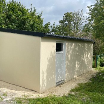 Abri de jardin en béton enduit 1 pente